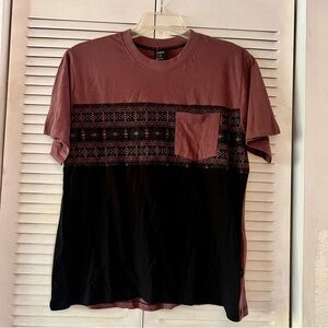 Sunrise Kingdom Mens Two-Tone Pocket Tee in Dusty Rose and Black